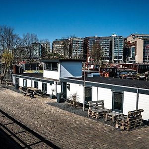 Houseboat Amsterdam